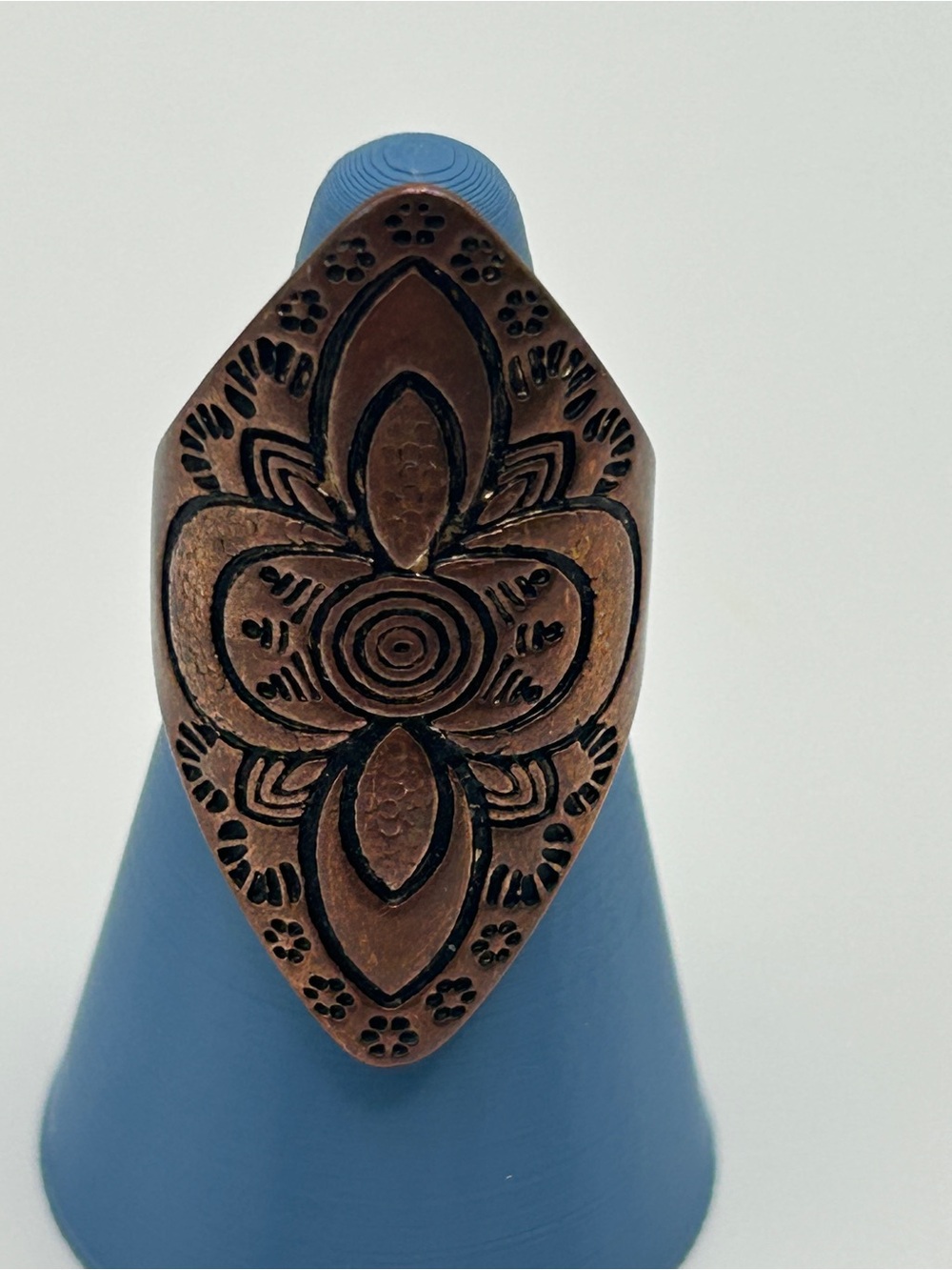 Vintage Copper Tone Boho Etched Shield Statement Ring Size 6.5